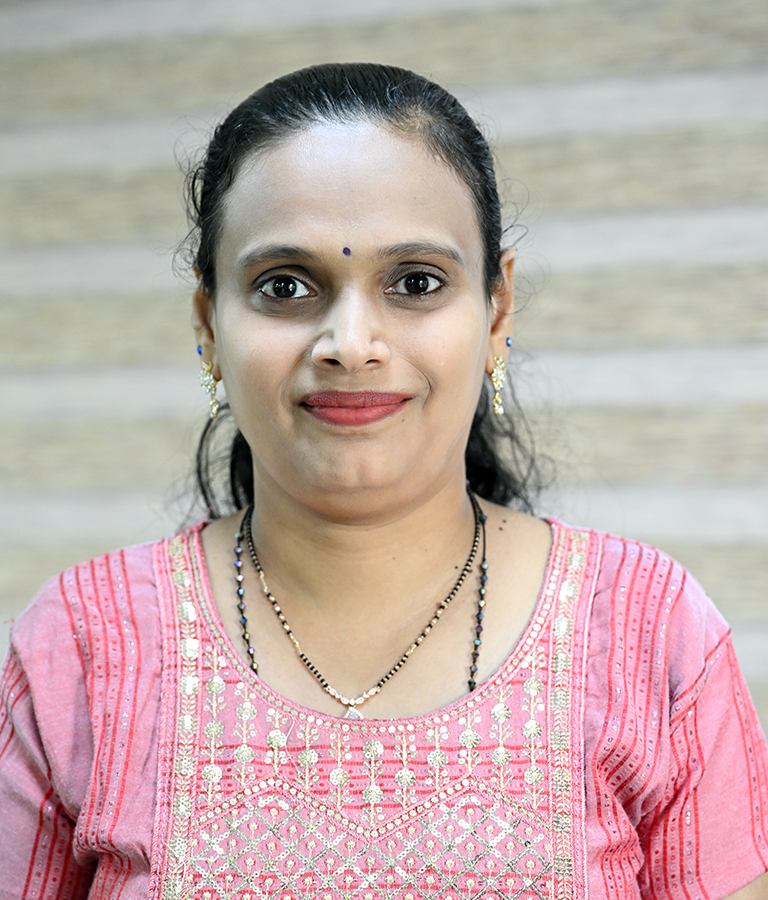 Ms Lavina Lydia Pinto